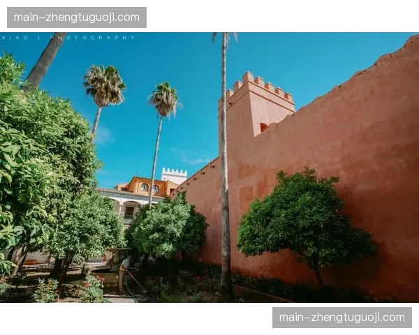 塞维利亚新援门将弗拉乔迪莫斯成科尔多恩唯一成功引援